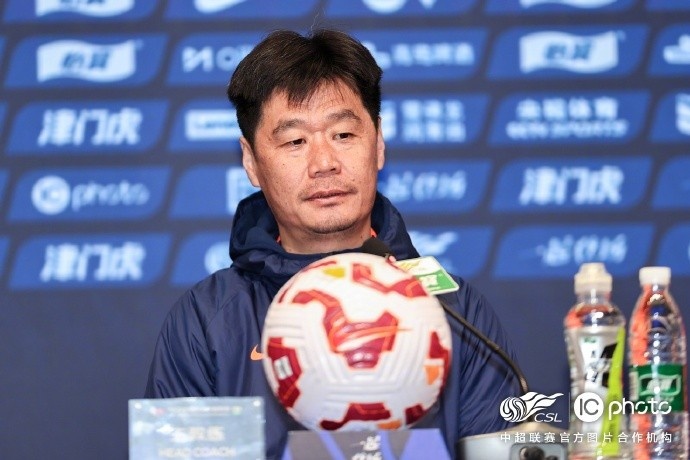 李霄鵬：希望明天比賽能打出一些新的東西，取得一個好的結果