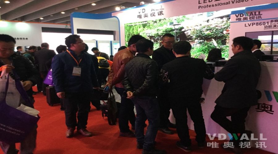 LVP609真4K極清處理器強(qiáng)勢(shì)亮相廣州國(guó)際LED 展 唯奧展位人氣爆棚